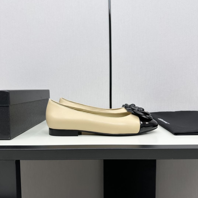 Ch*el flat shoes